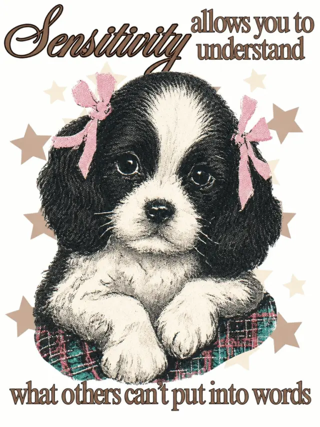 黑白幼犬戴蝴蝶结说温柔话